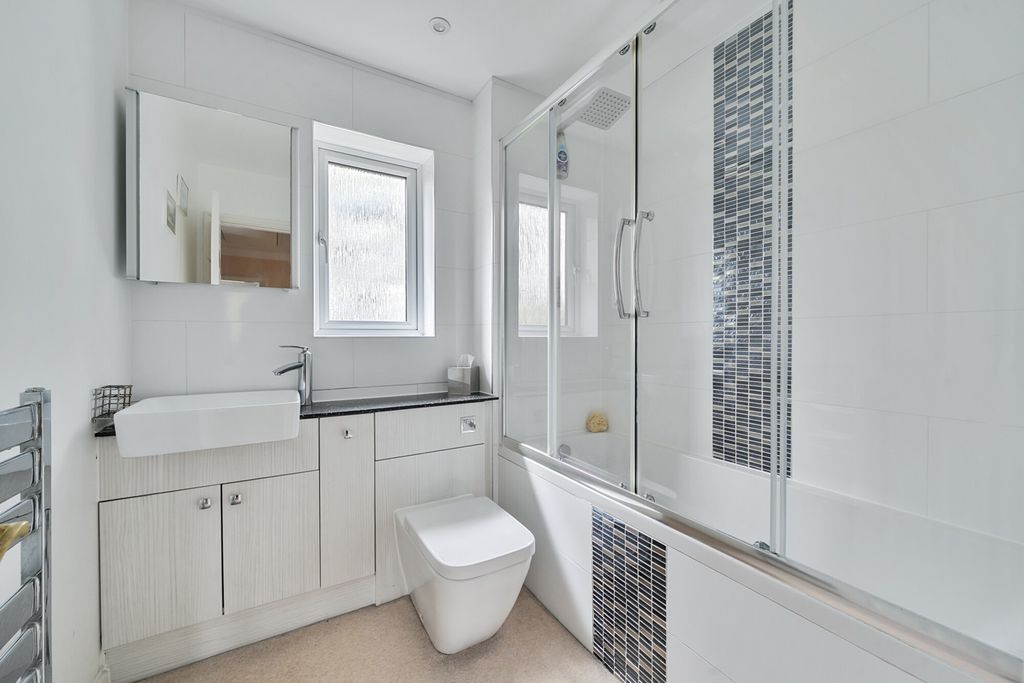 Additional image 12 of 6 bed detached house for saleFerguson Close, Bromley BR2