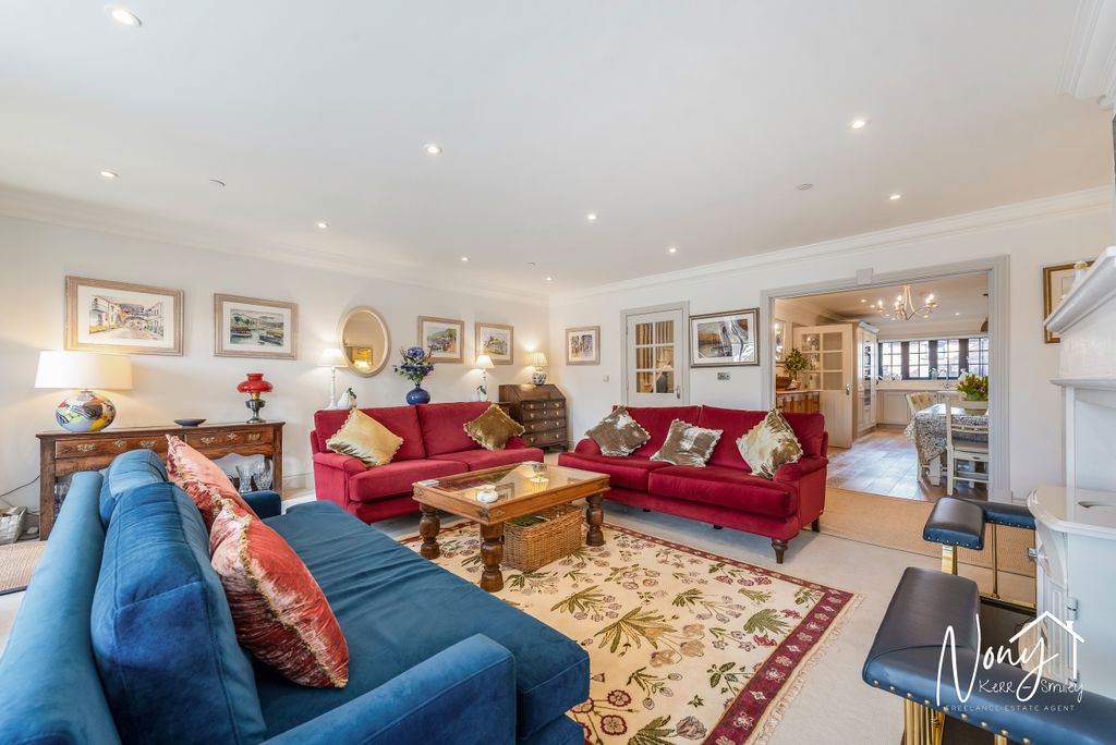 Additional image 3 of 4 bed detached house for saleStiles Yard, Alresford SO24