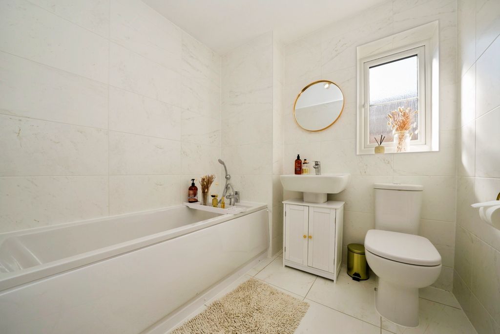 Additional image 11 of 4 bed detached house for saleActons Wood Lane, Runcorn WA7