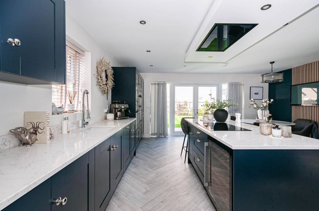 Additional image 8 of 4 bed property for saleWinter Place, Beverley HU17