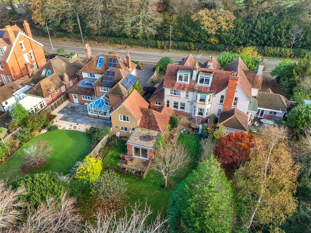 Additional image 38 of 6 bed semi-detached house for saleShinfield Road, Reading, Berkshire RG2
