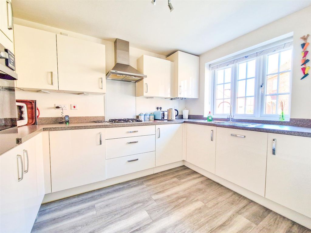 Additional image 3 of 3 bed semi-detached house for saleHovingham Drive, Great Denham, Bedford MK40