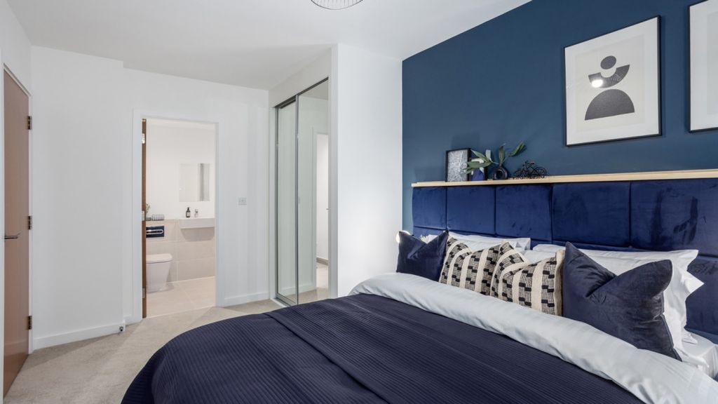 Additional image 10 of 2 bed flat for saleFlagstaff Road, Reading RG2
