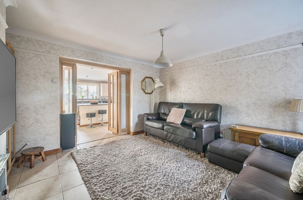 Additional image 7 of 4 bed detached house for saleBridge Road, Aldershot, Hampshire GU11