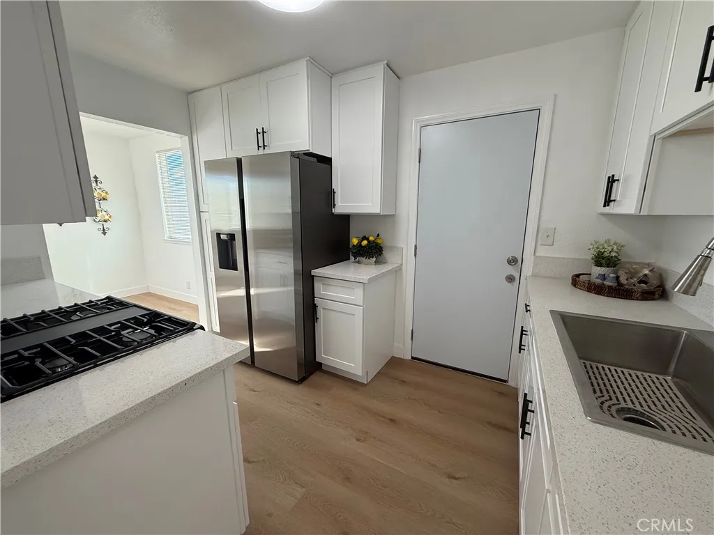 Additional image 12 of 610 S Muriel Drive, Barstow, CA 92311
