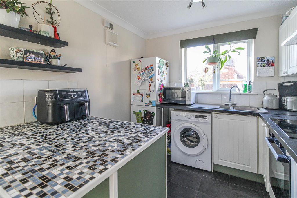 Additional image 5 of 2 bed maisonette for saleAbbots Court, Noak Bridge SS15