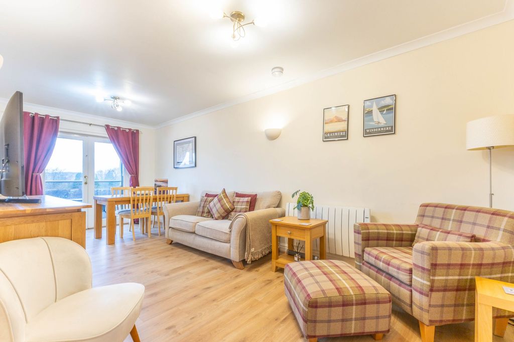 2 bed flat for saleFlat 15 College Gate, Windermere LA23