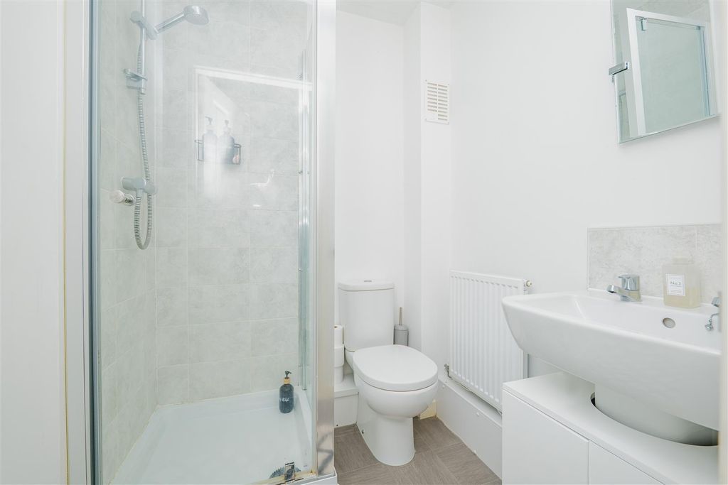 Additional image 12 of 2 bed flat for saleFfordd Penrhyn, Barry CF62