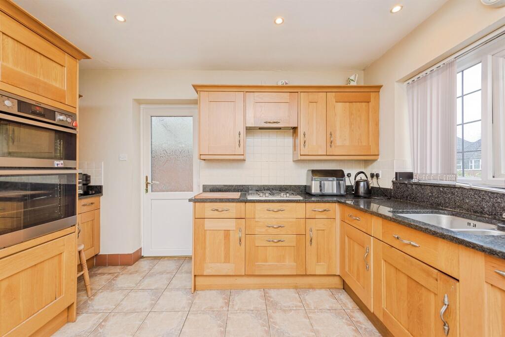 Additional image 5 of Finstall Close, Sutton Coldfield