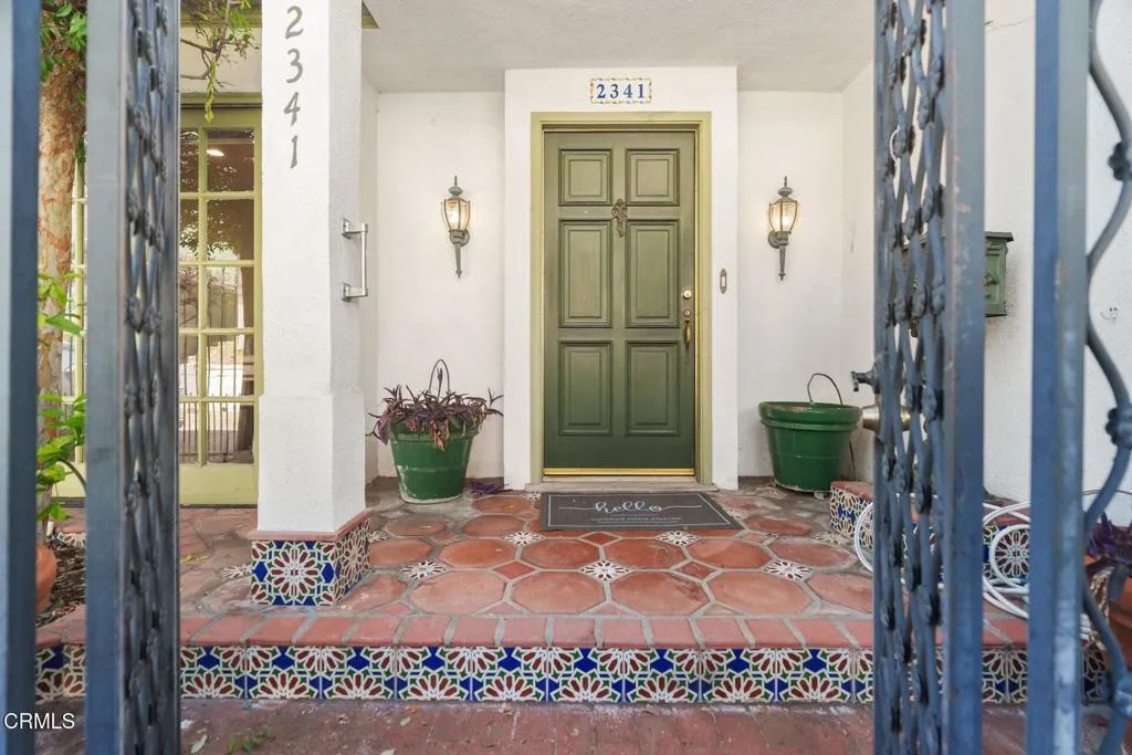 Additional image 3 of 2341 Meadow Valley Terrace, Los Angeles, CA 90039
