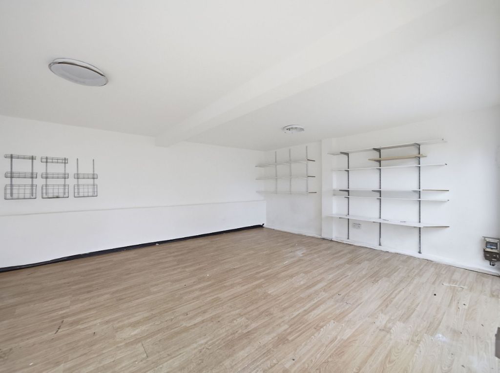 Additional image 16 of 3 bed semi-detached house for sale16 Juniper Avenue, Juniper Green, Edinburgh EH14