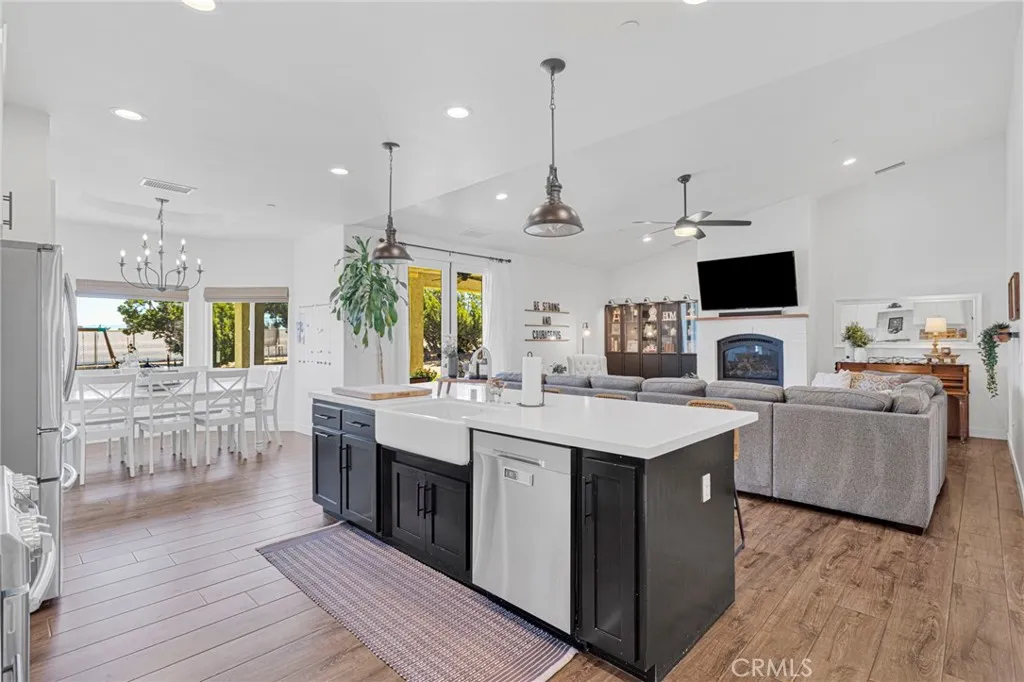 Additional image 72 of 8421 Macron St, Oak Hills, CA 92344