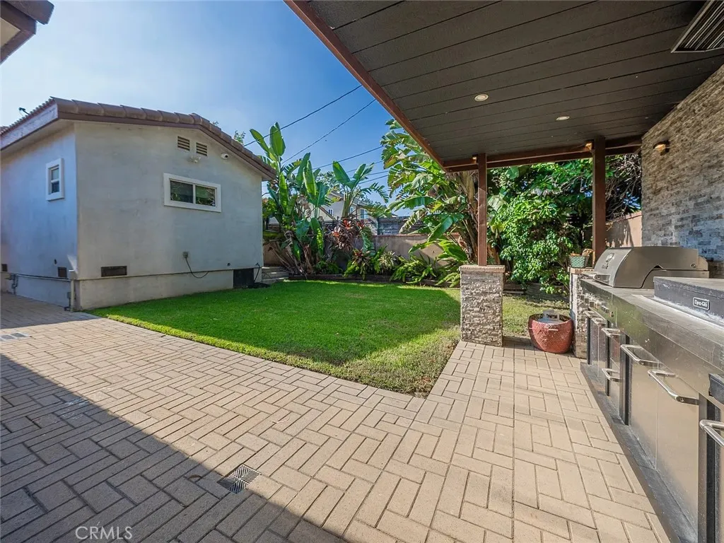Additional image 32 of 430 N Parish Pl, Burbank, CA 91506