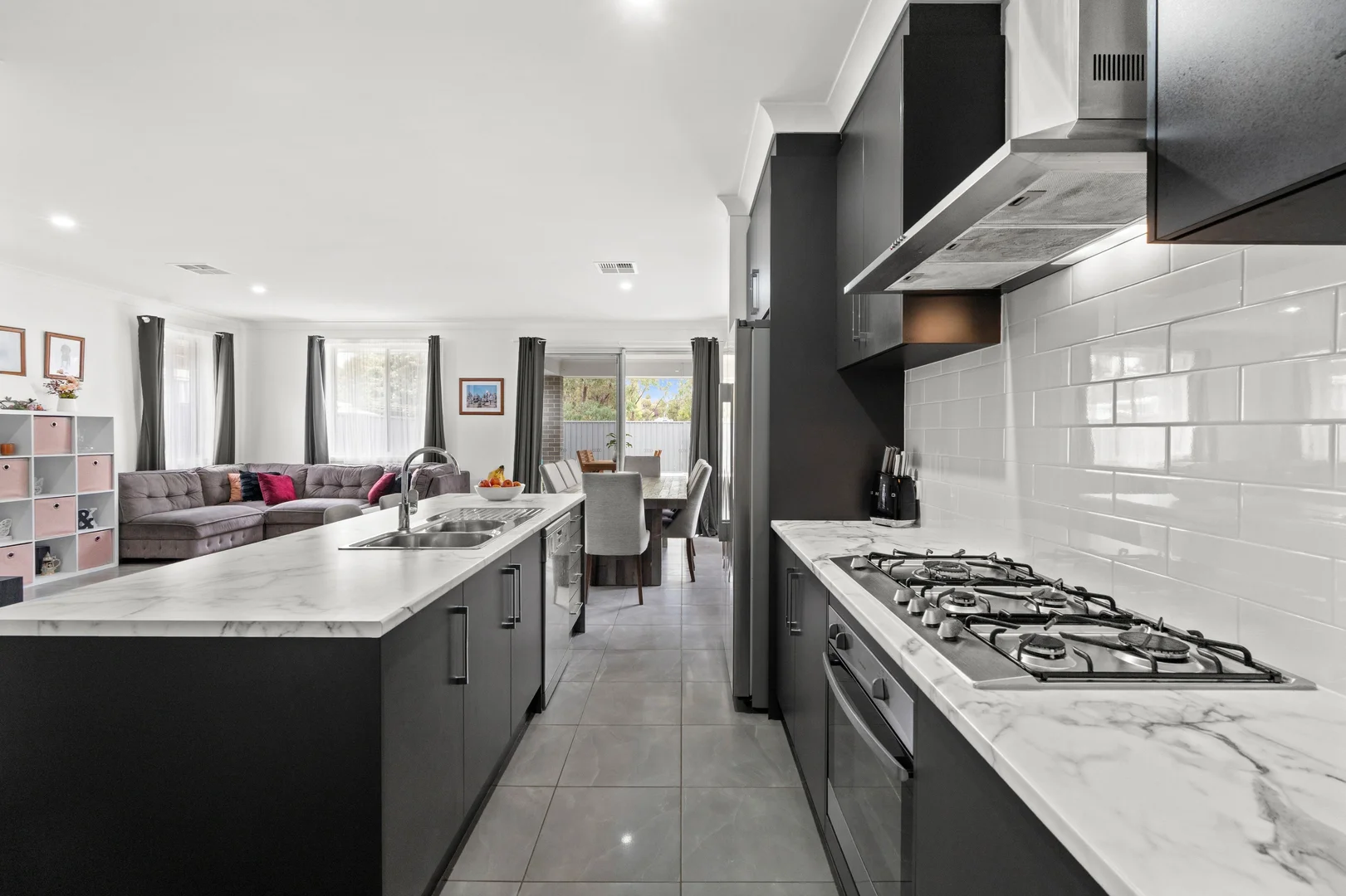 22A Conington Cr, Morphett Vale SA 5162 photo 5