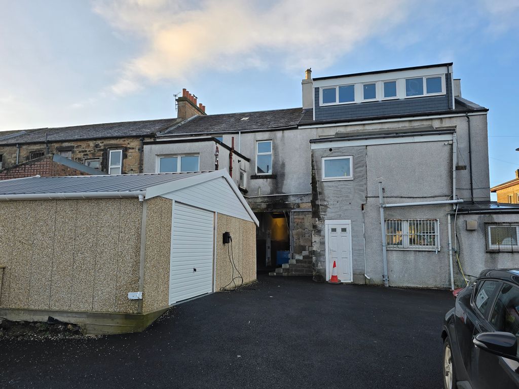 Additional image 9 of 2 bed flat for sale12 E East High Street, Airdrie, North Lanarkshire ML6
