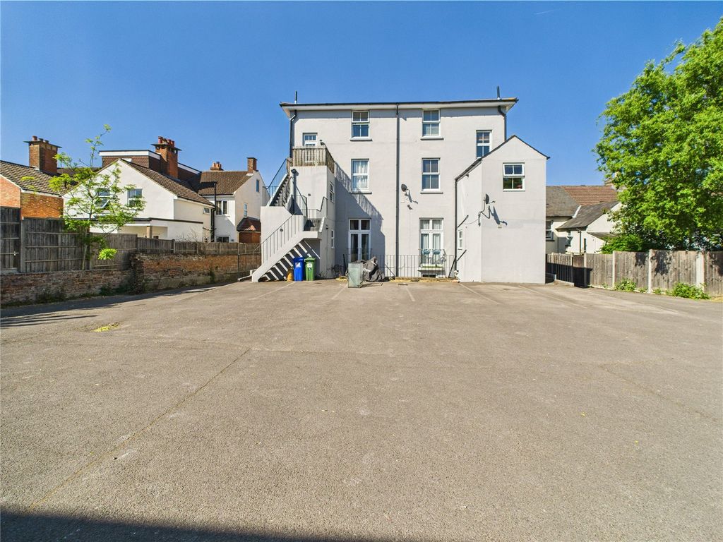 Additional image 13 of 3 bed flat for saleAsh Road, Aldershot, Hampshire GU12