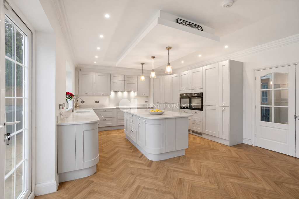 Additional image 2 of 7 bed country house for saleBean Road, Bexleyheath DA6