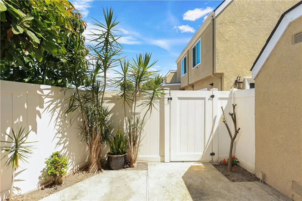 Additional image 30 of 18 Heritage, Irvine, CA 92604