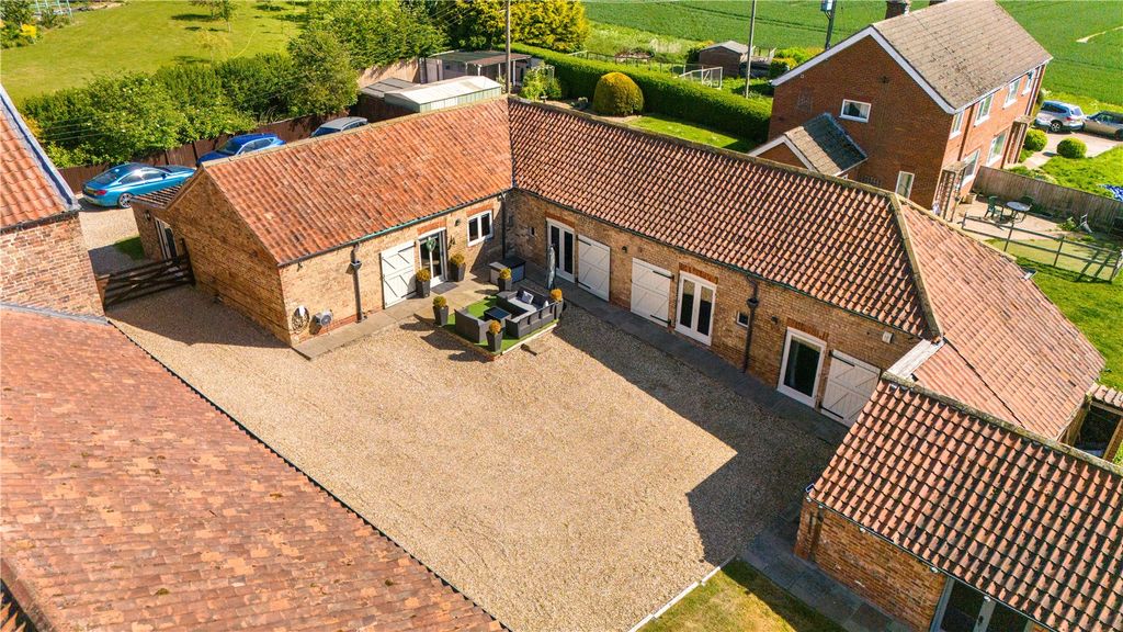 Additional image 42 of 5 bed bungalow for saleLincoln Road, Welton Le Wold, Louth, Lincolnshire LN11