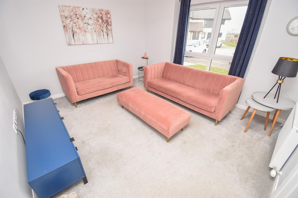Additional image 4 of 2 bed flat for sale35 Countess Park, Slackbuie, Inverness IV2