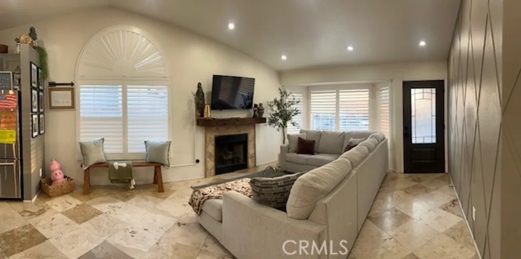 Additional image 11 of 9765 Venus Lane, Fontana, CA 92335