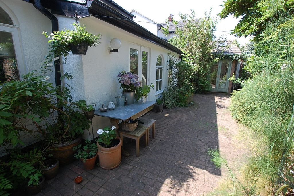 Additional image 39 of 4 bed end terrace house for saleKings Road, Ashton-Under-Lyne, Greater Manchester OL6