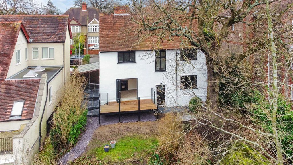 Additional image 15 of 4 bed detached house for saleNorthcourt Avenue, Reading RG2