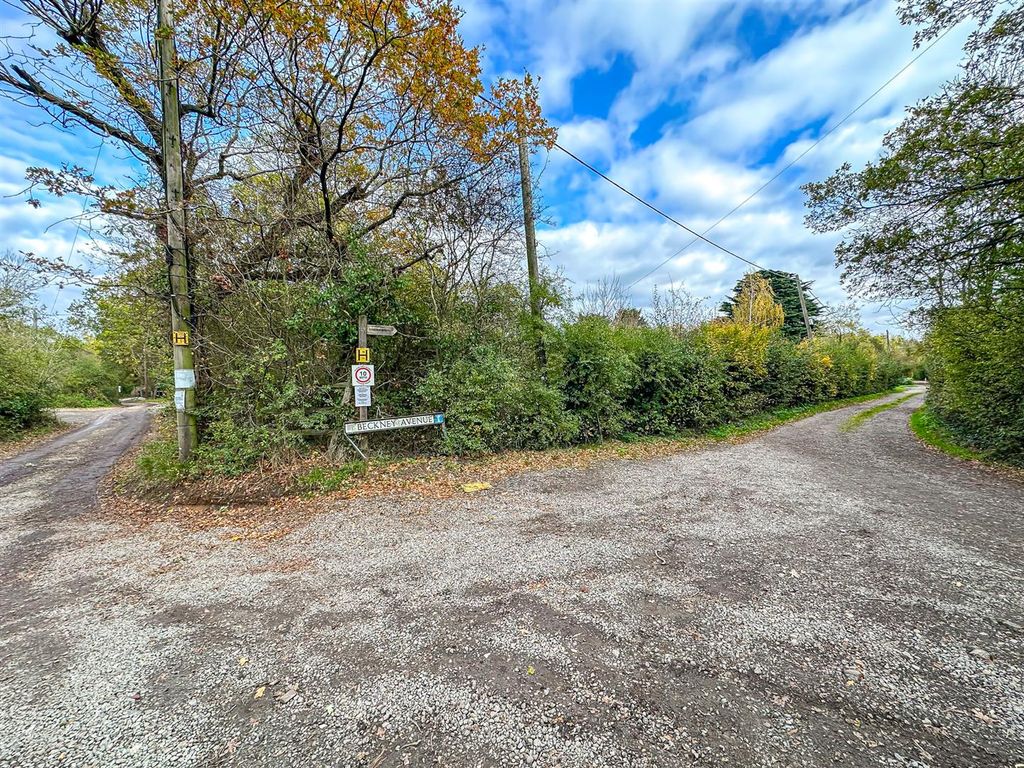 Additional image 5 of Land for saleBeckney Avenue, Hockley SS5