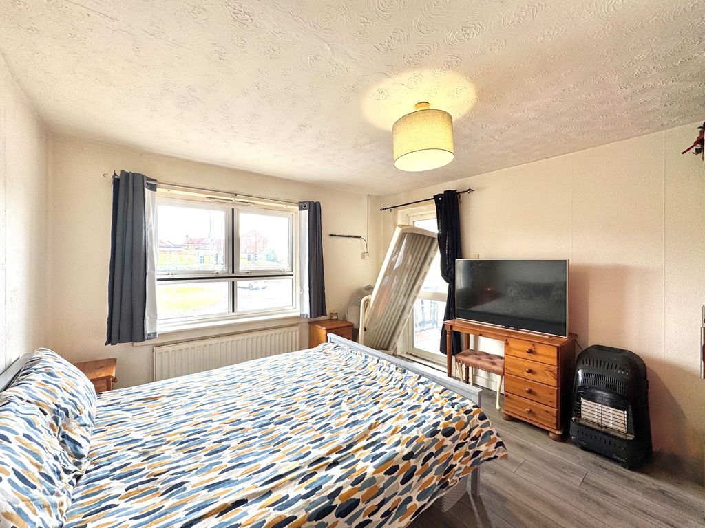 Additional image 9 of 2 bed flat for saleLow Road, Ayr KA8