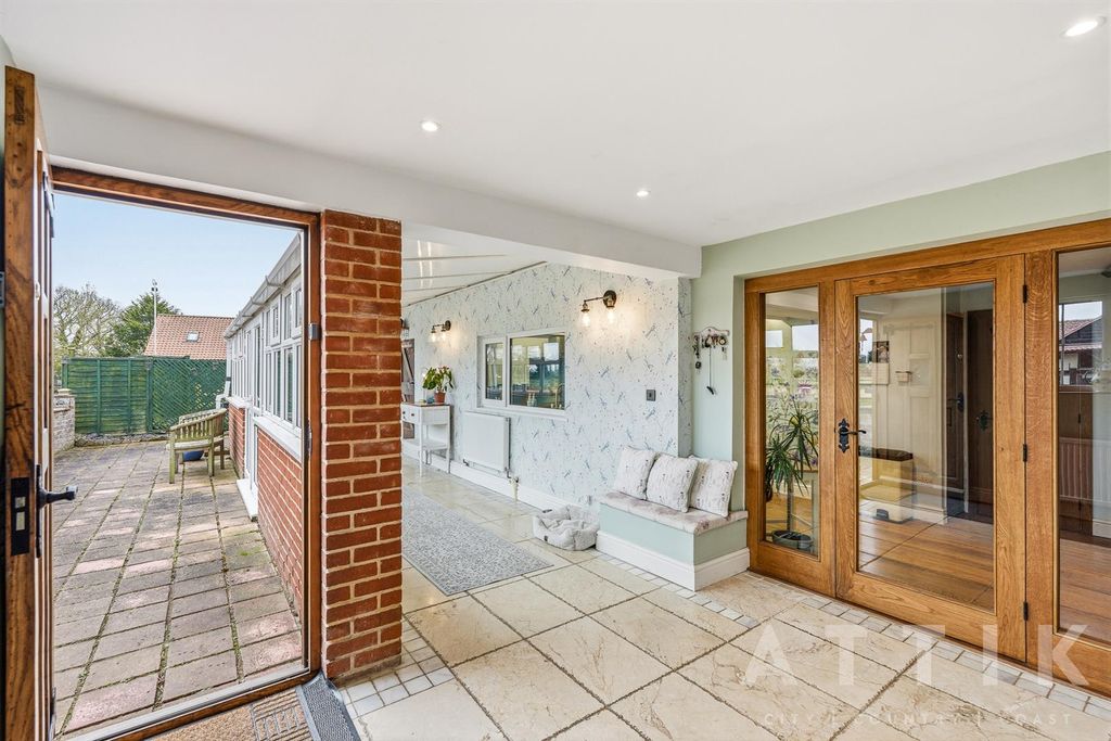 Additional image 17 of 5 bed equestrian for saleBarnaby Green, Wangford, Beccles NR34