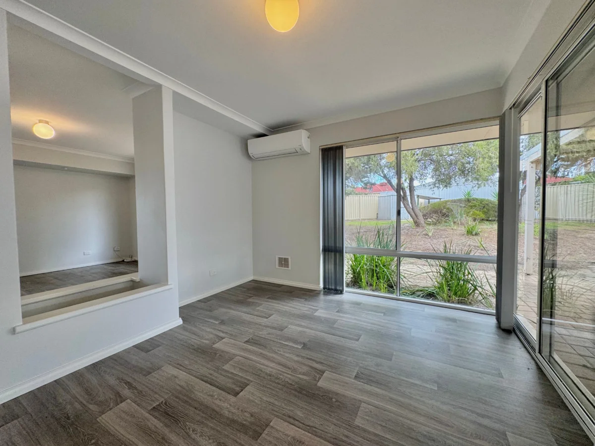 Additional image 2 of 12 Amulla Court, Halls Head WA 6210