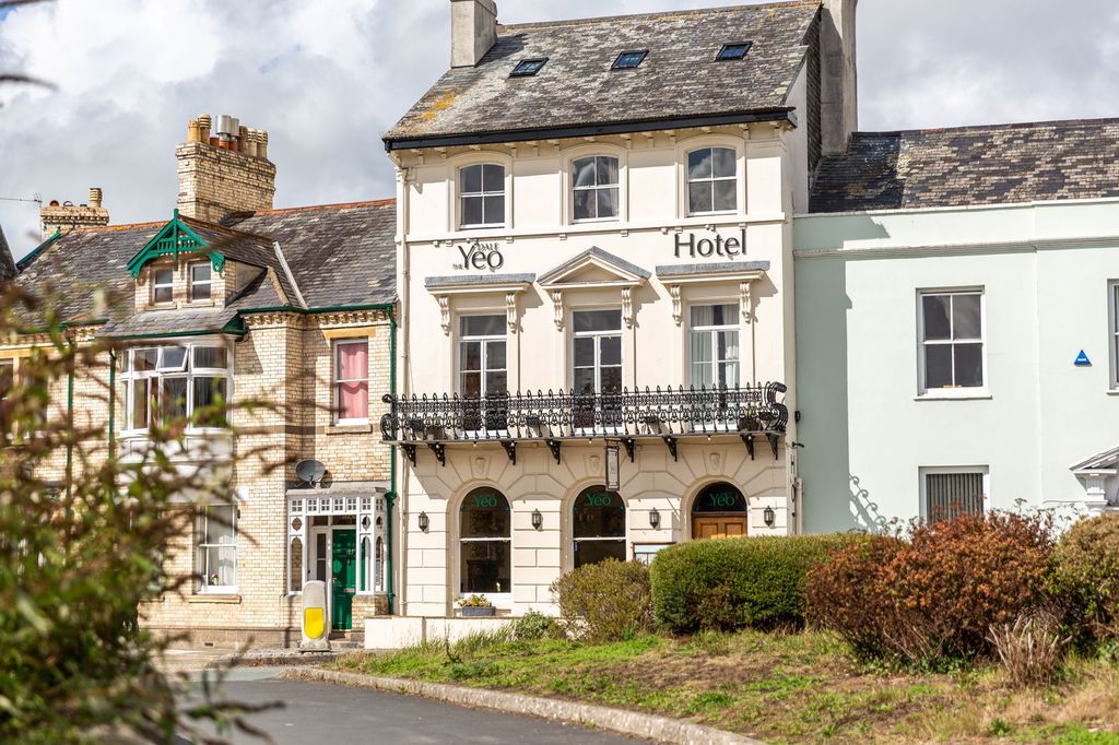 13 bed terraced house for salePilton Street, Pilton, Barnstaple, North Devon EX31