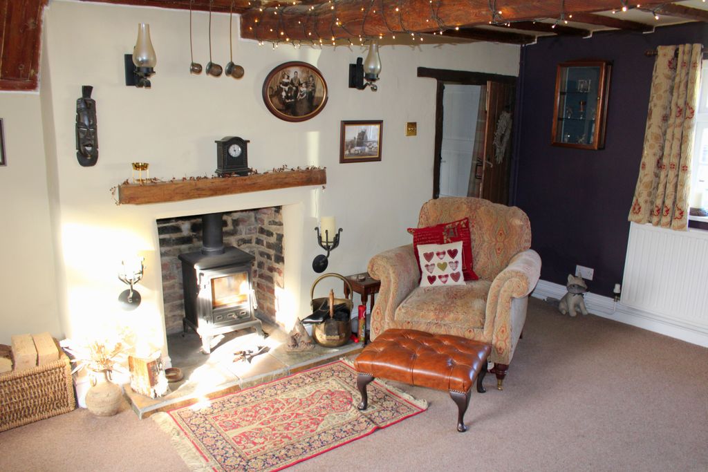 Additional image 5 of 3 bed cottage for saleSouth Street, Barnetby DN38