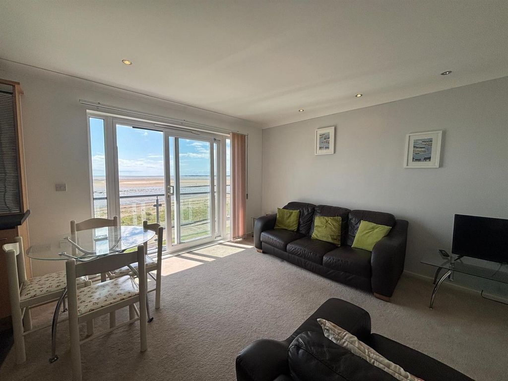 Additional image 4 of 2 bed flat for salePentre Doc Y Gogledd, Llanelli SA15