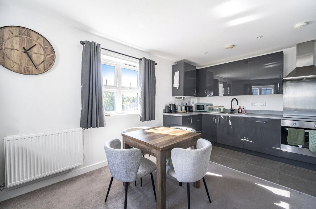 Additional image 7 of 2 bed flat for saleBurke Place, Wellesley, Aldershot GU11