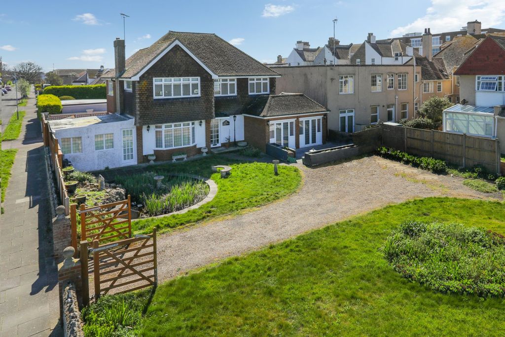 Additional image 21 of 4 bed detached house for saleThe Parade, Birchington, Kent CT7