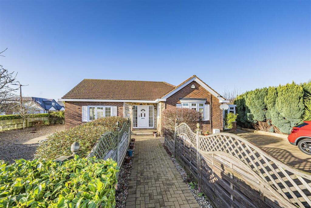 Newlyn Close, Bricket Wood, St. Albans