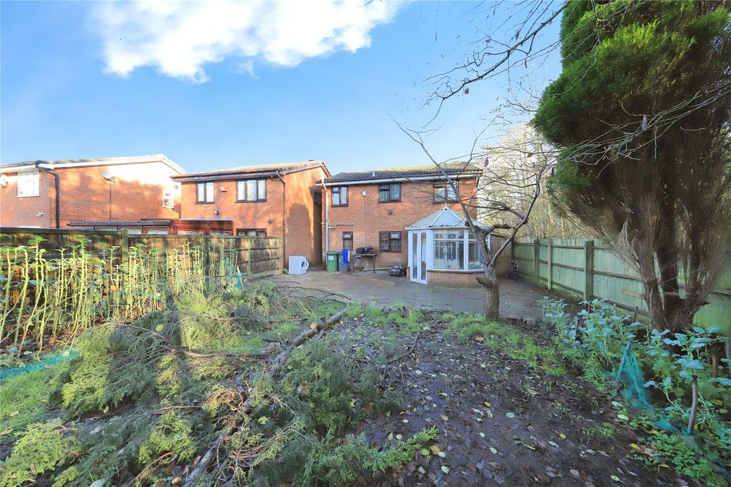 Additional image 19 of 4 bed detached house for saleBabors Field, Bilston, West Midlands WV14