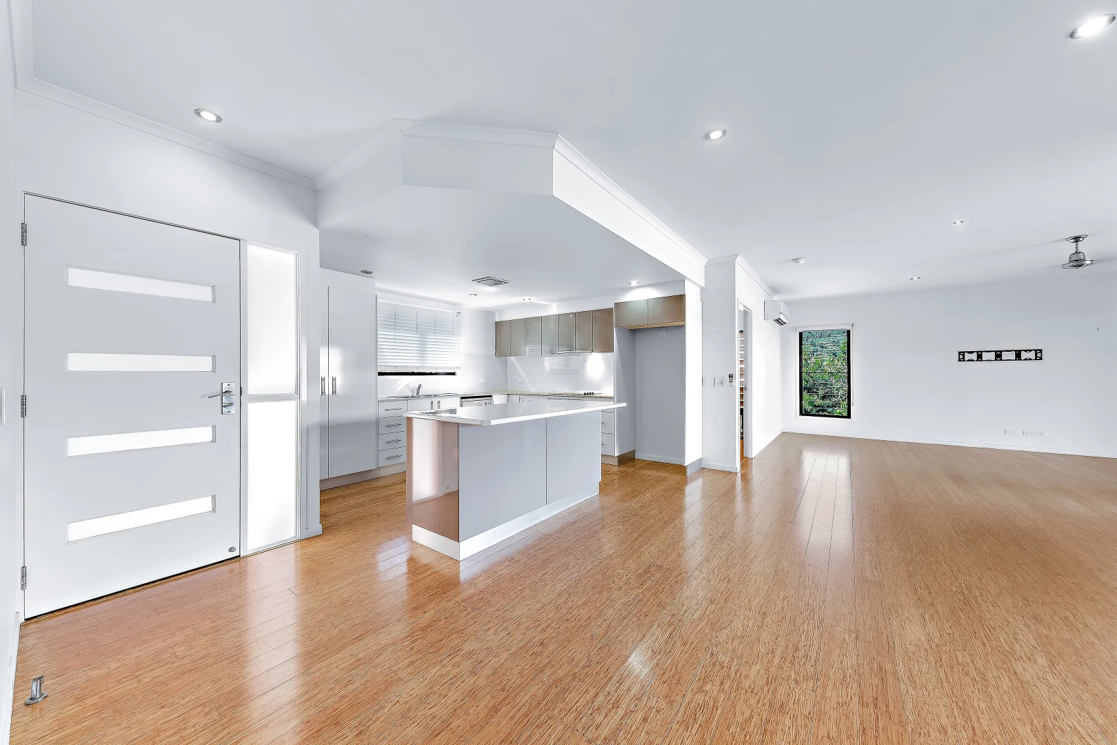 Additional image 3 of 13 Beth Court, Cannonvale QLD 4802