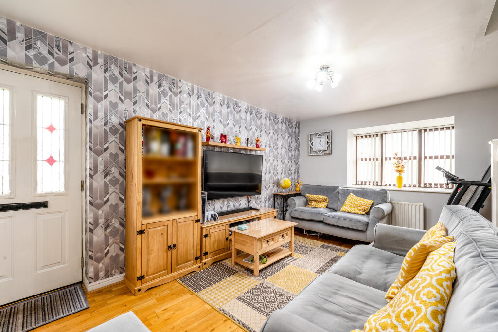 Navigation Lane, West Bromwich, B71 photo 4