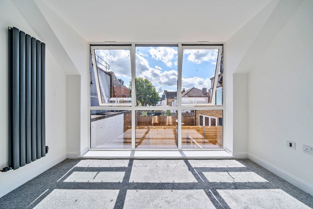 Additional image 9 of 7 bed detached house for saleLion Road, Bexleyheath, Kent DA6