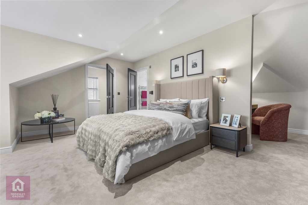 Additional image 17 of 5 bed semi-detached house for saleBrentwood Crescent, Altrincham WA14
