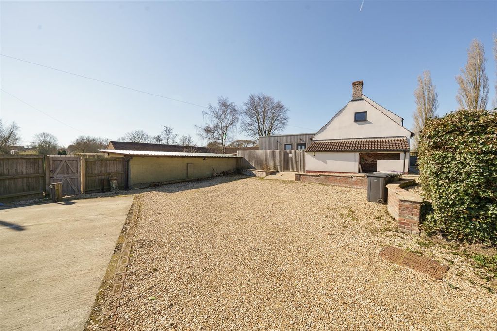 Additional image 22 of 5 bed detached house for saleEast Road, Tetford, Horncastle LN9