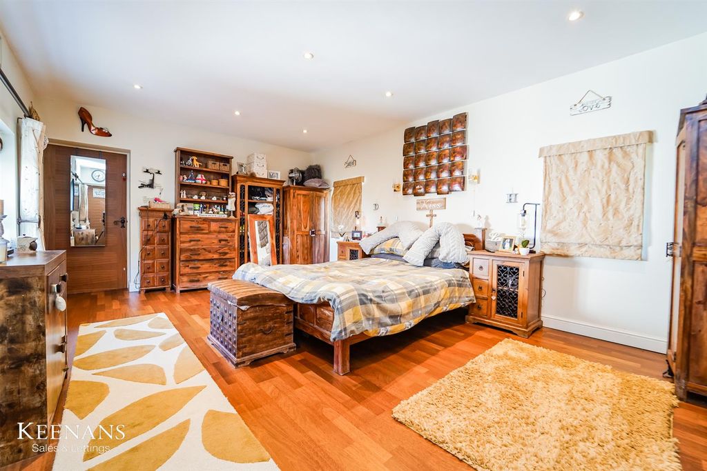 Additional image 12 of 5 bed detached house for saleManchester Road, Barnoldswick BB18