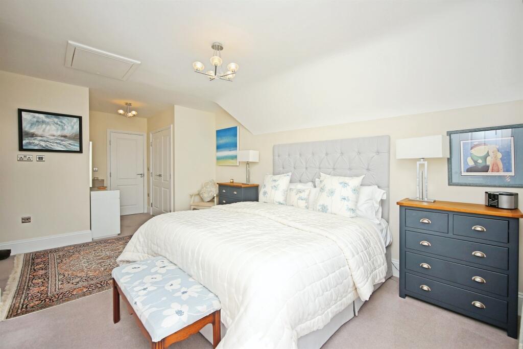 Additional image 26 of Larch Court, Great Alne, Alcester