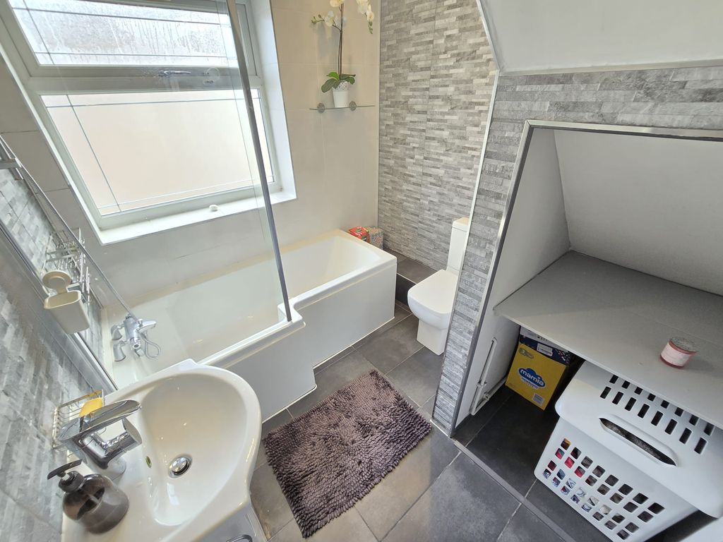 Additional image 14 of 5 bed detached house for saleEngine Lane, Wednesbury WS10