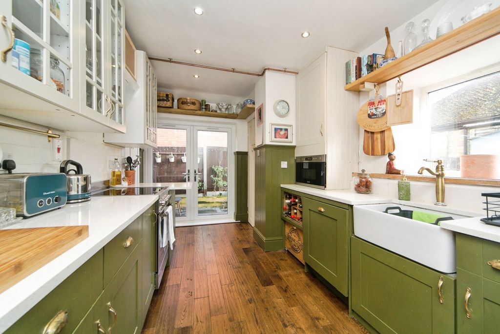 Additional image 4 of 2 bed flat for saleTy Mawr Road, Deganwy, Conwy LL31