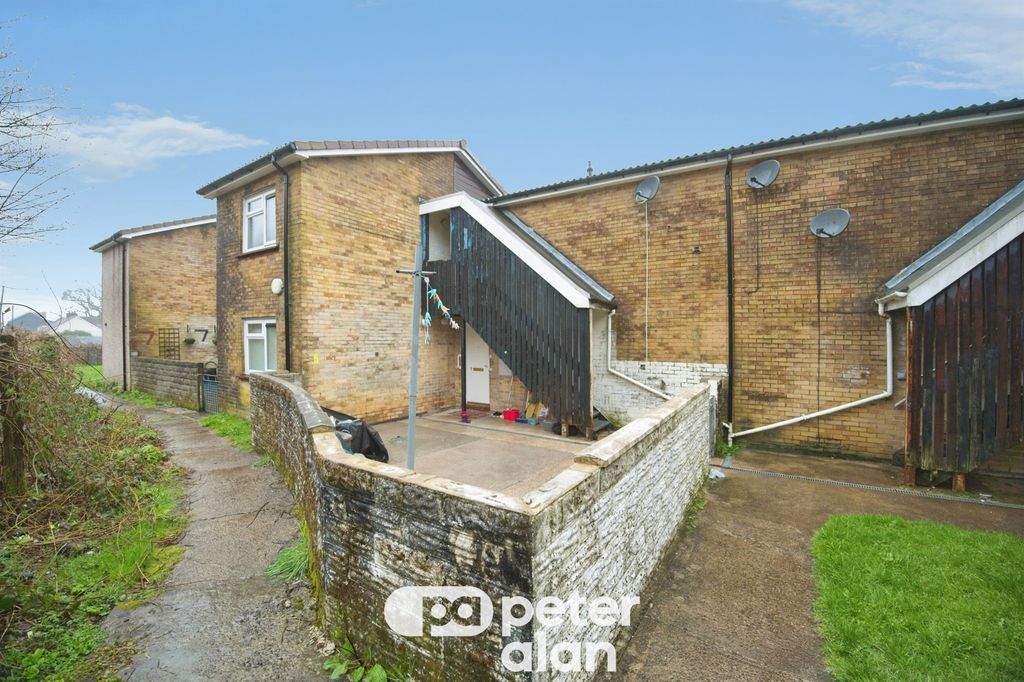 Additional image 3 of 2 bed flat for saleDuffryn Place, Maesteg CF34