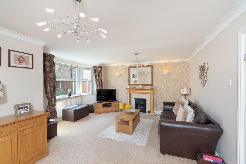 Additional image 3 of 4 bed detached house for saleBlue Hill Lane, Wortley, Leeds LS12