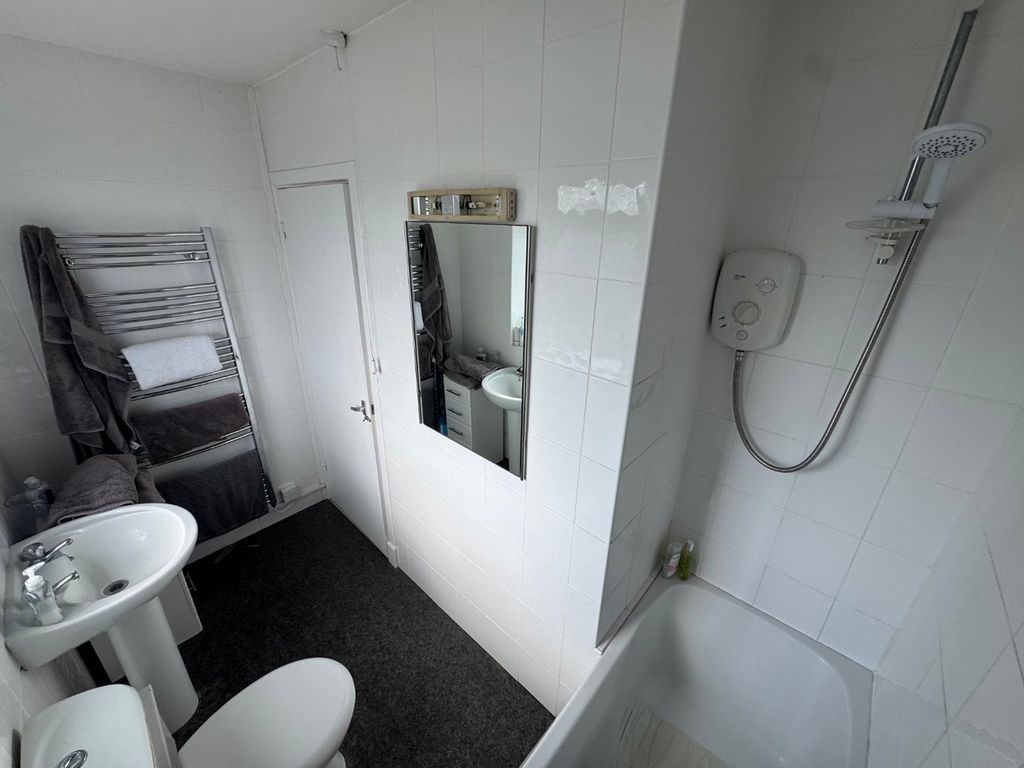 Additional image 11 of 2 bed flat for saleWater Street, New Quay SA45